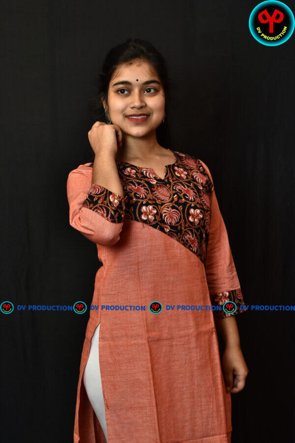 design v peech kurta kurti